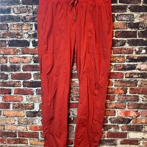 lululemon athletica Dance Studio Cropped pants in Cayenne